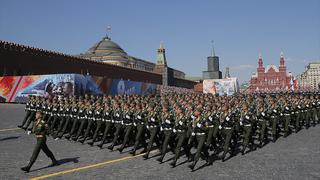 UE es una imagen más poderosa que un desfile militar en Moscú, afirma presidenta de la CE