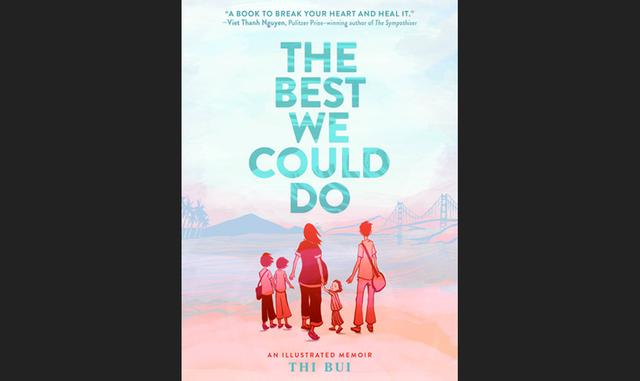 FOTO 2 | The Best We Could Do, por Thi Bui.

La novela gráfica comienza en la sala de partos donde la autora está dando a luz; su madre, incapaz de mirar, se va. Hija de refugiados vietnamitas que huyeron a los Estados Unidos en 1978, el nacimiento de su propio hijo la impulsa a comprender mejor la infancia de sus padres que crecieron en un país desgarrado por ocupantes extranjeros. Gates encuentra que la novela es una gran amalgama de temas universales ("cuando se trata de criar a nuestros hijos, simplemente hacemos lo mejor que podemos hacer", escribe) y las experiencias personales del autor: "Está claro que mucha de la disfunción que rodea su infancia es un resultado directo de lo que sucedió en Vietnam ".