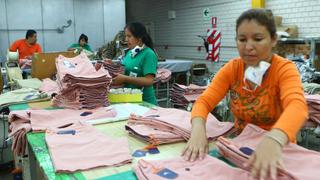 Gobierno revisará valor de aranceles a textiles pero rechaza salvaguardas