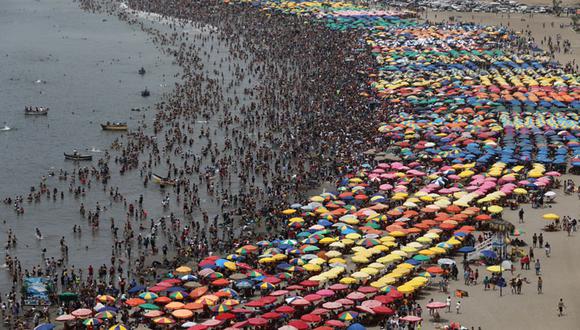 50,000 personas visitaron la playa de Agua Dulce en Año Nuevo. Foto: archivo