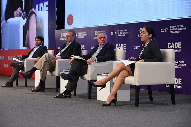 "La tercera etapa del debate de la reforma electoral es la elaboración del Código Electoral", dijo la presidenta de la Comisión de Constitución, Úrsula Letona. (Foto: CADE 2017)