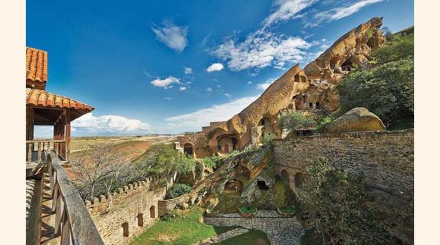11. Monasterio de cuevas David Gareja, Georgia  (Foto: JUERGEN RITTERBACH, ALAMY STOCK PHOTO)