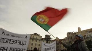 Misión del FMI visita Portugal para asesorar sobre recortes al gasto