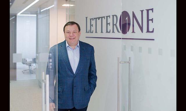 11FOTO 11 | 1. Mikhail Fridman. E segundo hombre más rico de Rusia, vive en Londres y sus miles de millones se deben a la inversión que hizo en el grupo Alfa y el gigante financiero Alfa Bank. Lo interesante de todo es que Fridman tiene planes de donar to