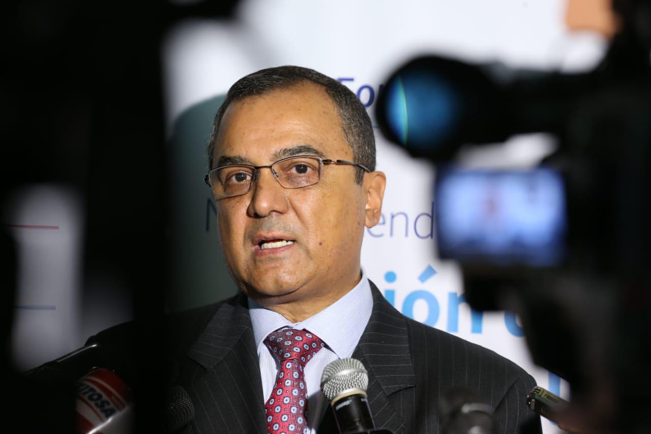 Carlos Oliva, ministro de Economía. (Foto: Manuel Melgar /  GEC)