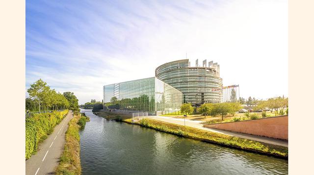 1. El Parlamento Europeo en Estrasburgo.(foto: traveler).