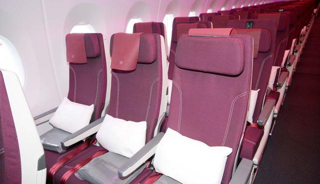 FOTO 3 | El avión modelo es el segundo A350-1000 de Qatar y voló por primera vez en mayo.