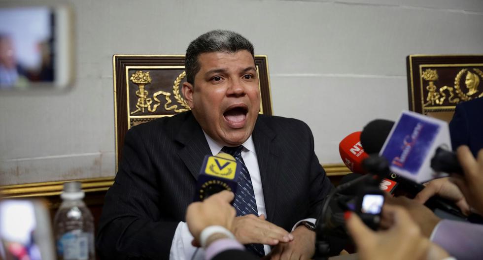 El diputado Luis Parra participa en la sesión de la Asamblea Nacional de Venezuela. (EFE)