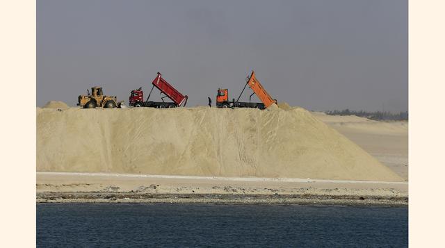Hasta el momento se ha completado el 86% de la excavación en seco y el 26% del dragado. Se espera completar la nueva sección en agosto del 2015. (Foto: AP)