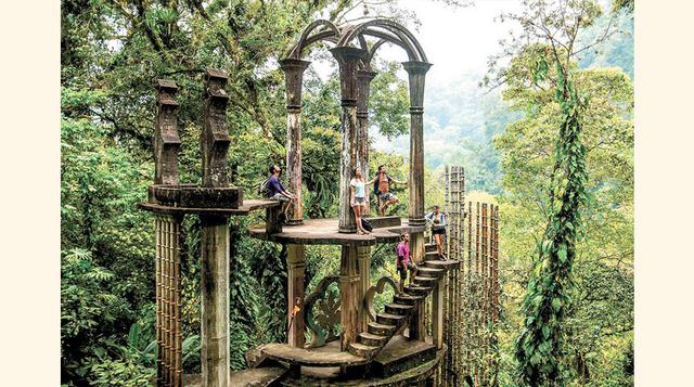 5. Xilitla, S.L.P.: Aquí las horas transcurren entre el susurro de cascadas y ríos, aroma de café y mucha tradición. Con justa razón, el escultor inglés Edward James eligió este sitio de la Huasteca Potosina para crear el Jardín Surrealista, sitio emblemá