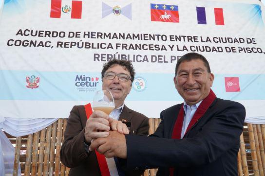 Perú y Francia presentaron hoy el coctel “PisCognac Sour". (Foto: Andina).