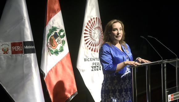 La presidenta Dina Boluarte participó en la ceremonia de lanzamiento del programa de actividades “Bicentenario 2024”. Foto: Presidencia.