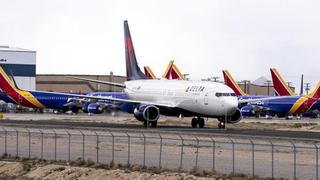 Las grandes aerolíneas de EE.UU. solicitarán préstamos federales por COVID-19 