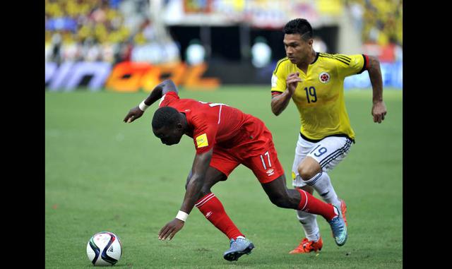 FOTO 6 | Jugando como visitante en esta eliminatoria, Colombia acumuló 3 victorias (Bolivia 3-2, Paraguay 1-0 y Ecuador 2-0), dos empates (Chile 1-1 y Venezuela 0-0) y 3 derrotas (Uruguay 3-0, Brasil 2-1 y Argentina 3-0) (Foto: Getty Images).