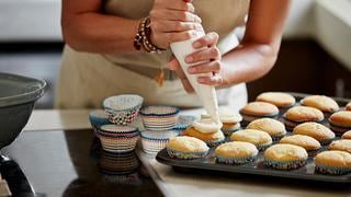 Pastelerías mezclan los sabores de Asia con los de Occidente en California