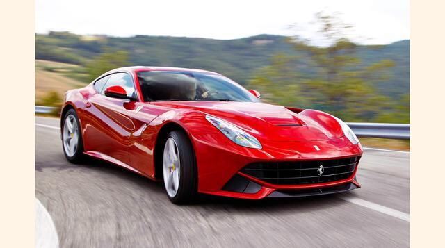 Ferrari F12 Berlinetta (2012). Una de las últimas creaciones del estudio italiano. Automáticamente se convirtió en un clásico del automovilismo. (Foto: Autocosmos)