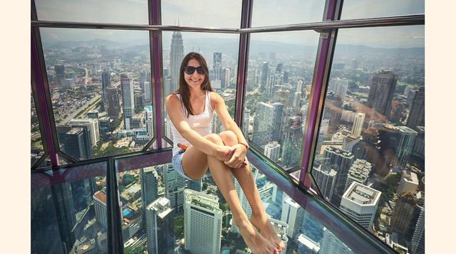 FOTO 13 | La Torre Menara Kuala Lumpur, ubicada en Kuala Lumpur, alberga el restaurante más alto de Malasia, a 282 metros, y ofrece muchas otras atracciones. Si tienes un espíritu aventurero, dirígete hacia Sky Box, una caja de vidrio cuyas vistas de la ciudad desde una altura de 300 metros son incomparables.