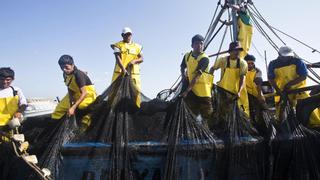 Trabajadores pesqueros podrán disponer del 90% de los depósitos de su CTS hasta junio de 2020