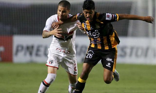 FOTO 17 | El boliviano Raúl Castro tiene un valor de mercado de 500,000 euros (Foto: Mirror)