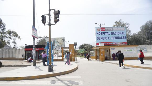 En el hospital Sergio Bernales de Collique (Comas), en principal problema radica en la inadecuada infraestructura hospitalaria por más de 33 años. (GEC)