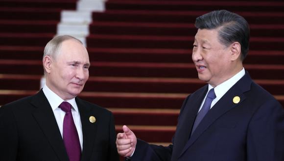 El presidente ruso Vladimir Putin y el presidente chino Xi Jinping. (Foto: AFP)