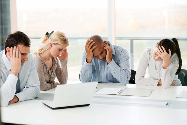 FOTO 5 | Si conviertes tu vida profesional en parte de tu vida personal, terminarás confundiendo ambas te resultará muy difícil (por no decir imposible) desconectar.