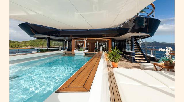 Solandge. Un equipo de 30 personas se encarga de atender a los invitados. Entre sus atractivos incluye una pista de baile. Esta temporada navegará en El Caribe. (Foto: telegraph)