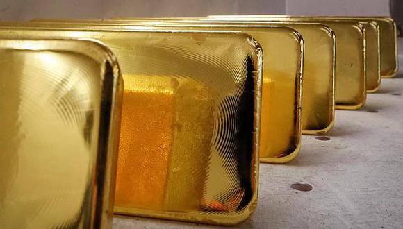 Si el oro baja de los US$1,220 la onza, los precios pueden ir rápidamente a US$1,200, sostiene analista. (Foto: Reuters)
