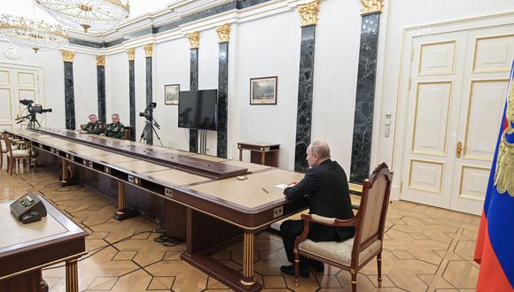 Vladimir Putin, siempre remedado por Lavrov, ha roto todas las garantías que su país otorgó en el Memorándum de Budapest, como se llamó ese acuerdo de 1994. (Photo by Alexey NIKOLSKY / SPUTNIK / AFP) (Photo by ALEXEY NIKOLSKY/SPUTNIK/AFP via Getty Images)