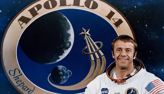 FOTO 3 | El horizonte
"Me sorprendió la aparente proximidad del horizonte. Me sorprendió la trayectoria del polvo que se levantó con una bota (...) Nunca hubo una nube de polvo allí. Eso sucede si hay una atmósfera, pero cuando no hay ninguna, no hay una nube de polvo. Quedé absolutamente estupefacto cuando detuve el motor del cohete y vi las partículas que previamente fueron expulsadas desde debajo del motor hacia el horizonte. Una vez se apagó el motor, estas partículas fueron más allá del horizonte y desaparecieron instantáneamente, como si el motor hubiera estado apagado hace una semana. Fue increíble". (Neil Armstrong, Apolo 11) (Foto: Difusión)