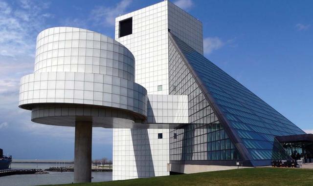 FOTO 22 | El Salón de la Fama del Rock & Roll, Cleveland, Ohio. Este lugar es el sueño hecho realidad de los amantes de la música.