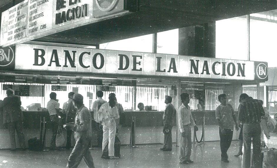 Banca en los 90 cuando el cliente buscaba al banco y no al revés Fotogalerías Gestión