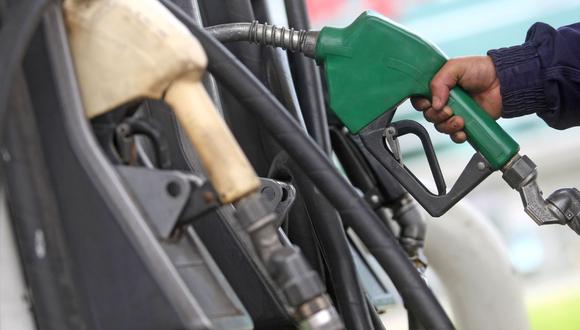 Precios de referencia de combustibles bajan hasta en 7.63% por galón .