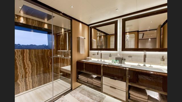 Vista interior de los lujos de la embarcación. (Foto: Megaricos)