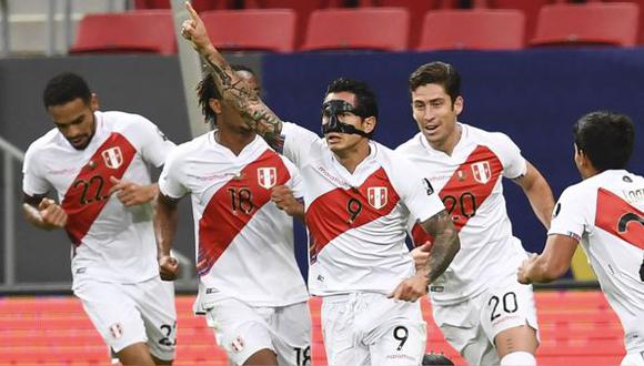 La selección peruana es la que hace los mejores contratos de patrocinio respecto al deporte en el país, abarcando alrededor del 20% de la inversión total, según Luis Carrillo Pinto, CEO de Live Media. (Foto: AFP)