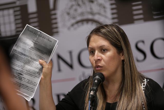 Yeni Vilcatoma renunció en setiembre del 2016 a Fuerza Popular, pero regresó a la bancada para poder ser elegida como tercera vicepresidenta en el 2018. (Foto: GEC)