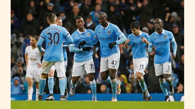 Manchester City (4): Bacary Sagna, Jesús Navas, Eliaquim Mangala y Gaël Clichy.