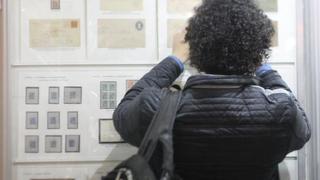  La pasión por los sellos postales reúne a coleccionistas en Argentina 