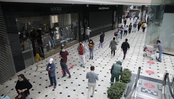 En julio, tras la reapertura de los malls, las ventas de las tiendas de moda y calzado registraron una caída del 50%. (Foto: Anthony Niño de Guzman /GEC)