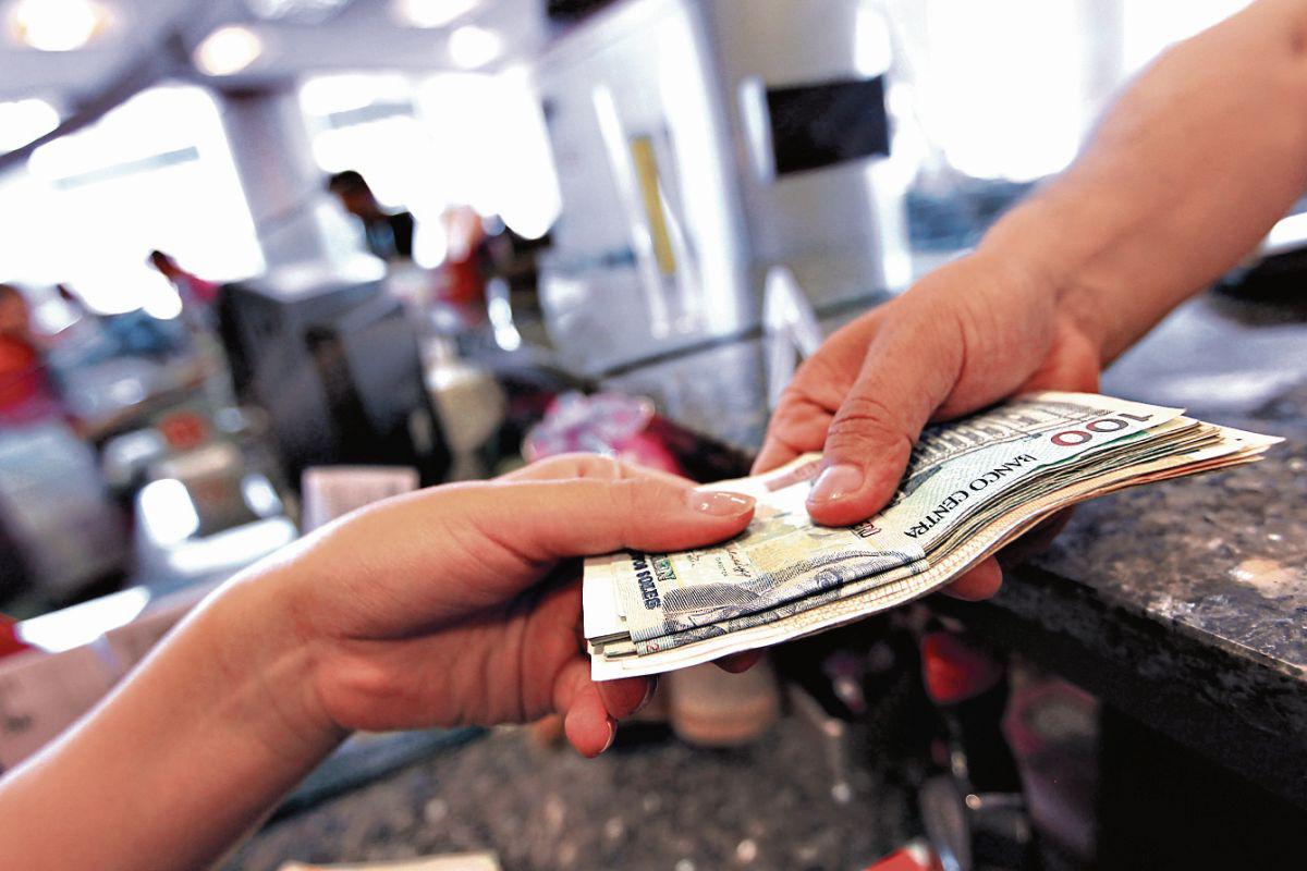 Los créditos a las familias continuaron registrando un importante dinamismo en junio último.