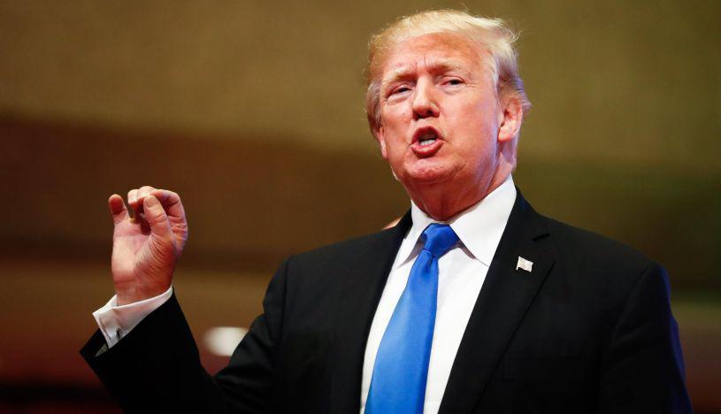 Trump habló con Guaidó, cuyo gobierno reconoció minutos después de que éste juramentara, para felicitarlo por su "histórica asunción" y ofrecerle todo su respaldo. (Foto: EFE)