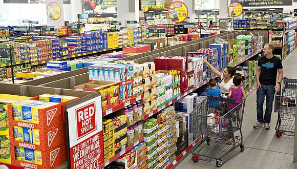 En julio, la inflación subyacente (excluyendo la energía y alimentación) se elevó 2.4% en Estados Unidos, según datos oficiales. (Foto: AFP)
