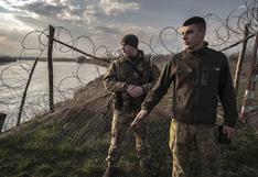 En las montañas de Rumanía, ucranianos arriesgan sus vidas para huir de la guerra