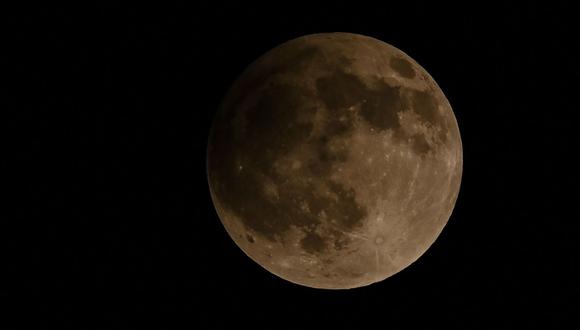 El último eclipse lunar del año será visto en octubre (Foto: AFP)