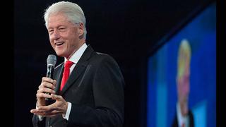 Bill Clinton publica su primera novela: "El presidente ha desaparecido"