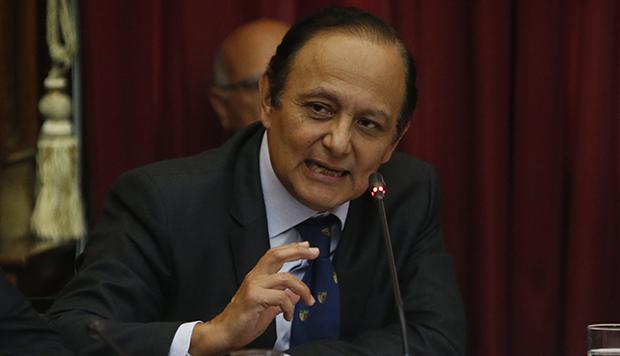 Walter Gutiérrez encabezó la reunión de la Comisión Especial en la sede de la Contraloría General de la República. (Foto: GEC)