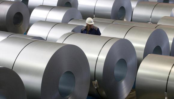 China pasó de producir el 15% del acero del mundo en el 2000 al 54% en 2023.
