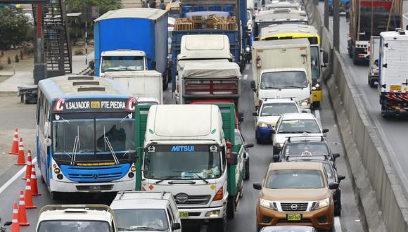 El transporte sigue siendo uno de los mayores problemas de Lima. (Foto: Archivo El Comercio)