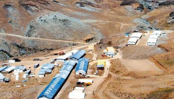 El Gobierno de Perú pareció dar marcha atrás el miércoles en su plan de no conceder más prórrogas de permisos a cuatro minas de metales preciosos por motivos medioambientales.