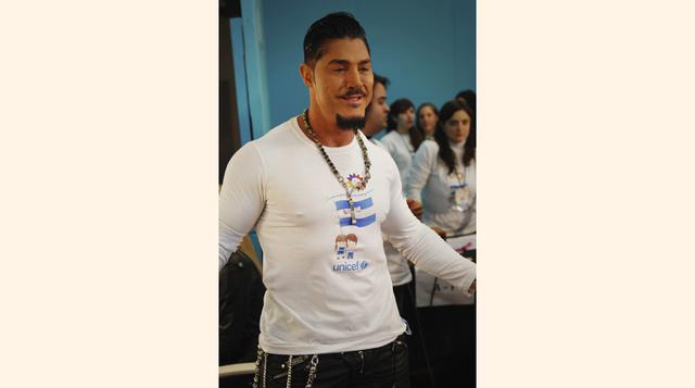 Ricardo Fort: Este argentino solo se dedica a gastar y a someterse a cirugías estéticas. Sediento de fama, condujo un reality show de su vida y un programa de variedades, y le gustan los hombres pero sale con vedettes. (Foto: Getty)